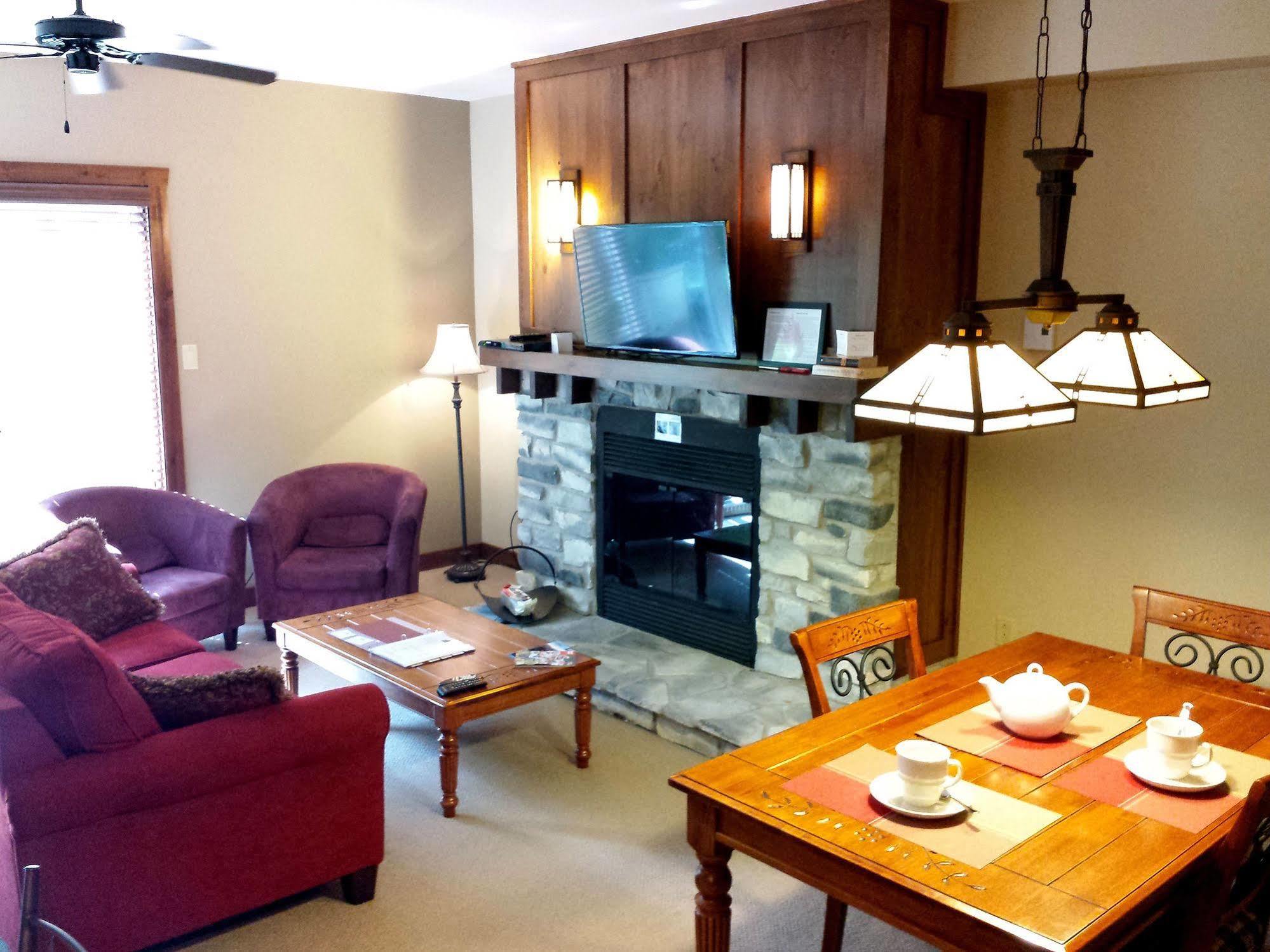 Apartamento Tremblant Les Eaux - Location Adp Mont-Tremblant Exterior foto